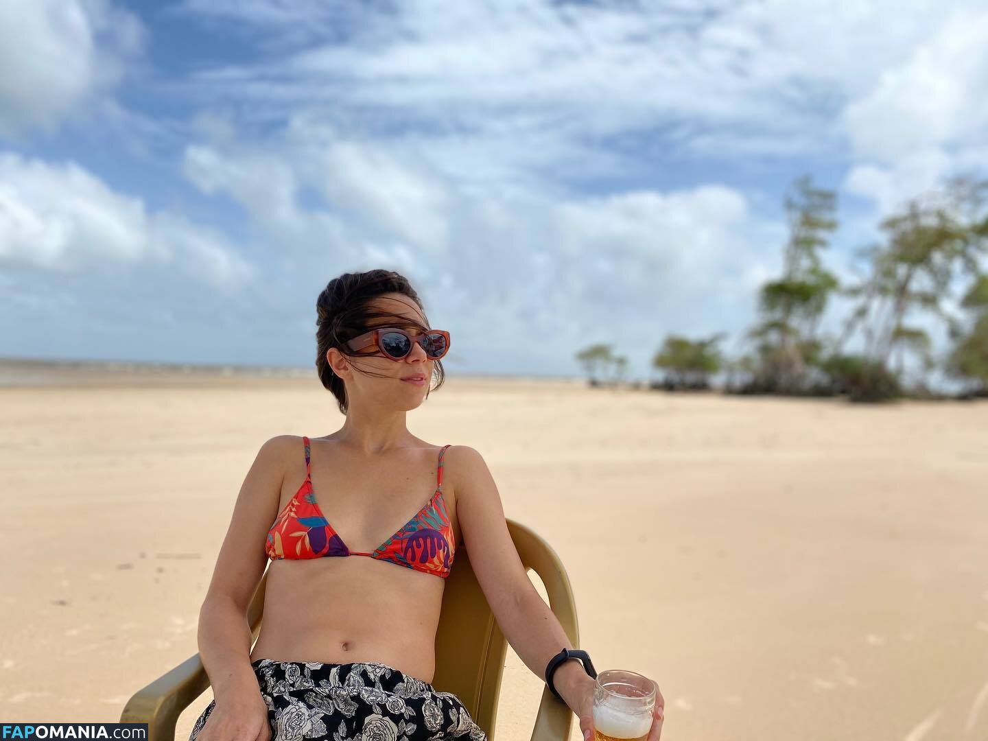 Daphne Bozaski / daphnebozaski Nu OnlyFans  Photo fuitée #12