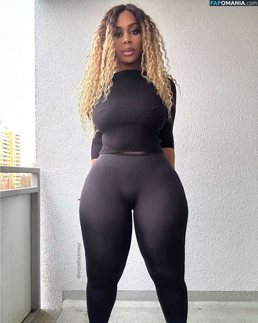 Deborah Olawovin, Mizsthicknesz / mizsthicknesz Nu OnlyFans  Photo fuitée #5