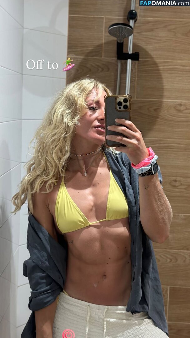 Delia Schweizer / delia.schweizer Nu OnlyFans  Photo fuitée #8