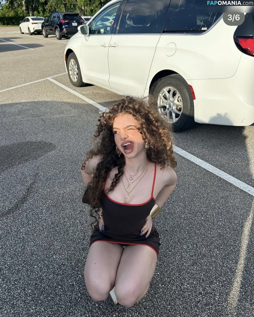 Demitra Kalogeras / demitrakalogeras Nu OnlyFans  Photo fuitée #1