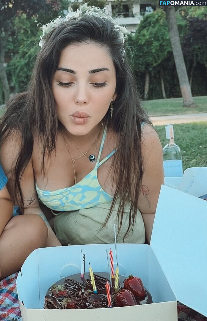 Deniz Bağdaş / denizbagdas Nu OnlyFans  Photo fuitée #6