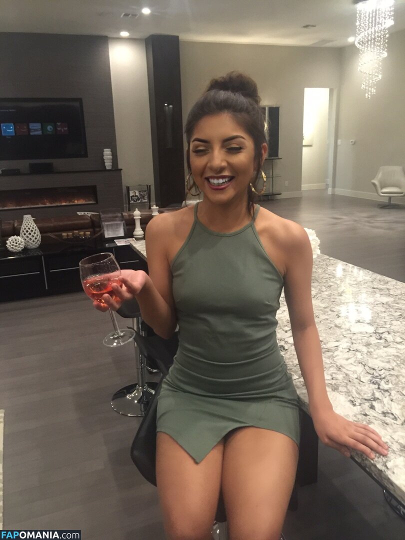 Desi Viral Collection / desi_viral_collections Nu OnlyFans  Photo fuitée #2