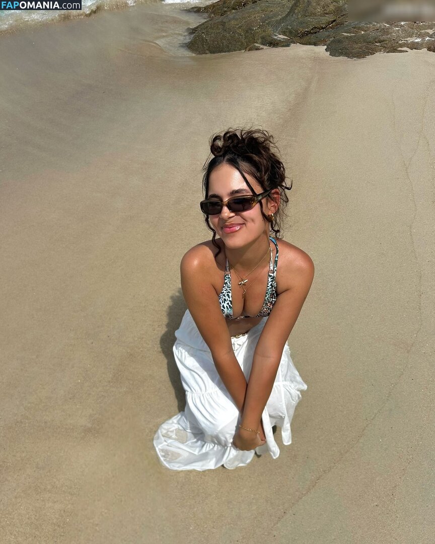 Destina Meliha Nu OnlyFans  Photo fuitée #2