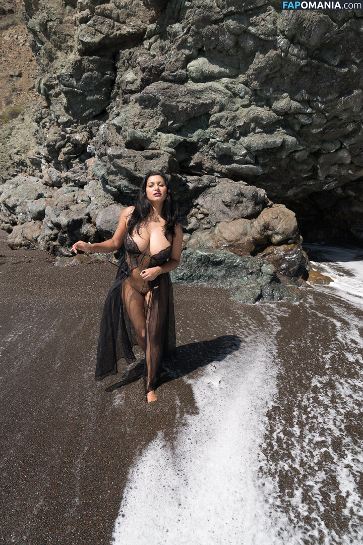 Dakini / Devi The Model / devithemodel / googlymonstor / itsdevi Nu OnlyFans  Photo fuitée #446