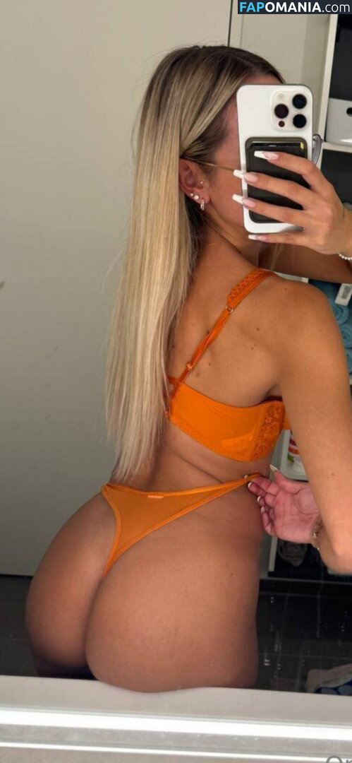 DianaBanana / Dianabananaa_ / diana.banana / dianabanana_1 / https: Nu OnlyFans  Photo fuitée #7