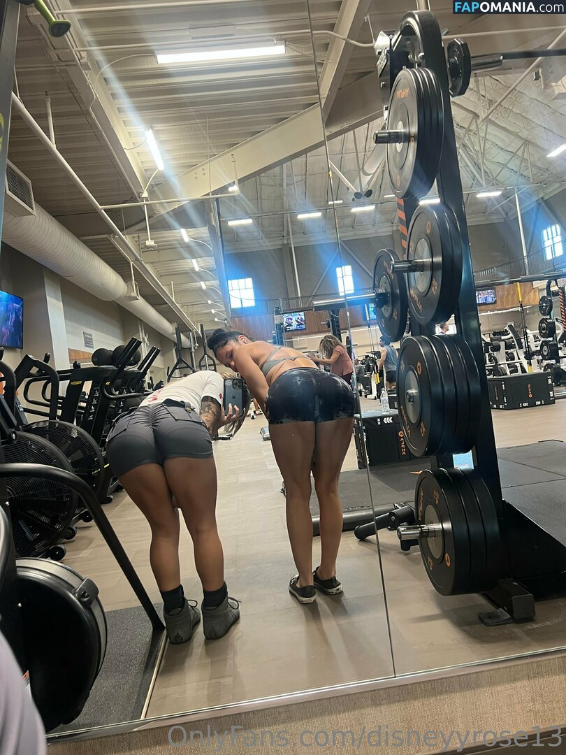 disneyy13rose / disneyyrose13 Nu OnlyFans  Photo fuitée #60