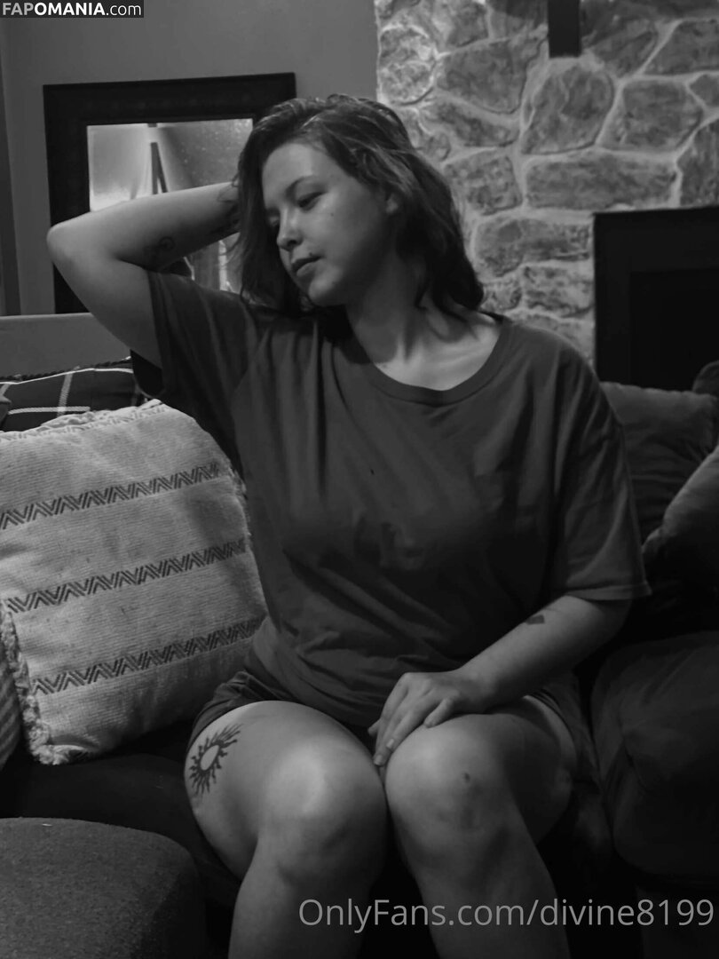 divine8199 Nu OnlyFans  Photo fuitée #1