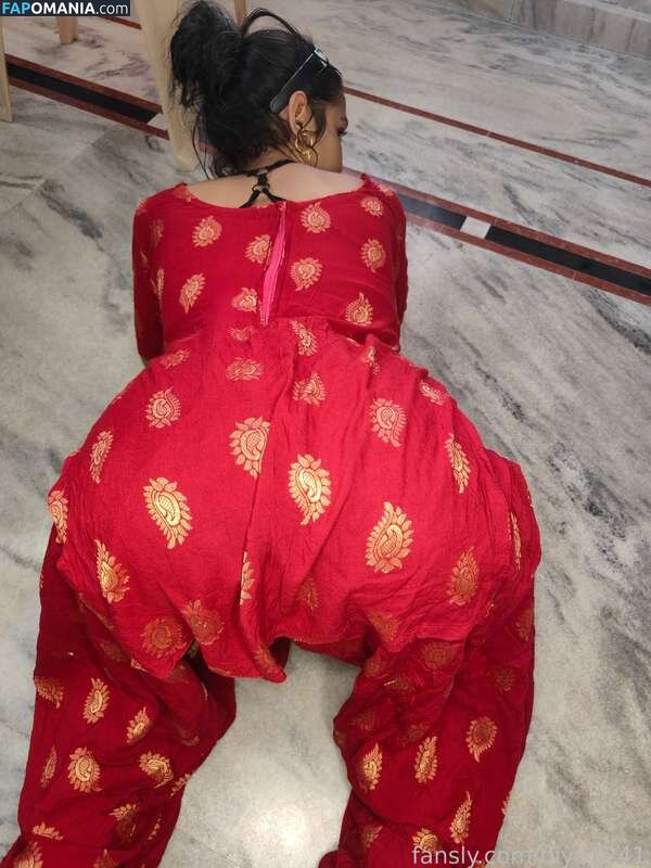 diya1241 / https: Nu OnlyFans  Photo fuitée #16