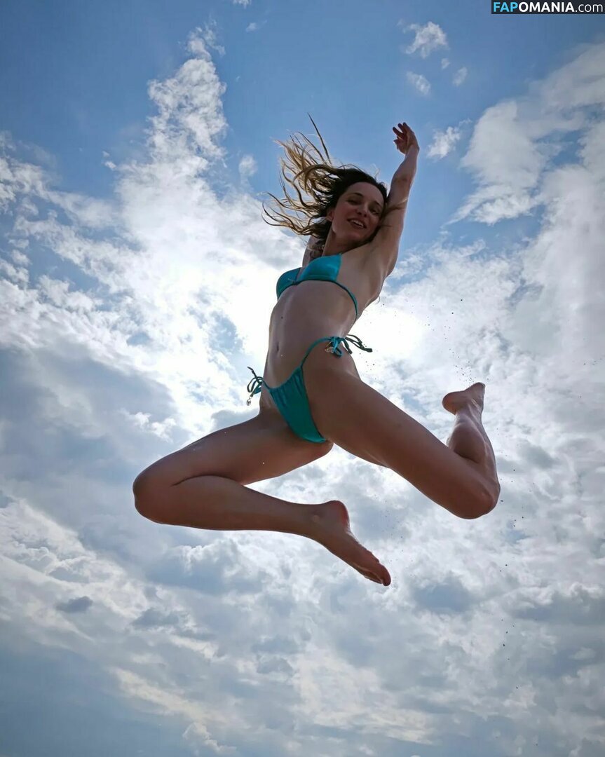 Dobos Evelin / evelindobos Nu OnlyFans  Photo fuitée #6