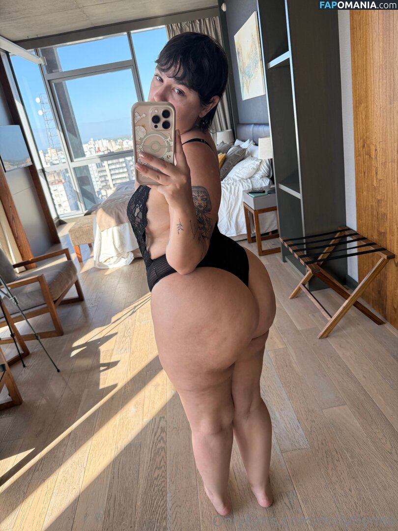 Dolly Flynne / dollyflynne Nu OnlyFans  Photo fuitée #1