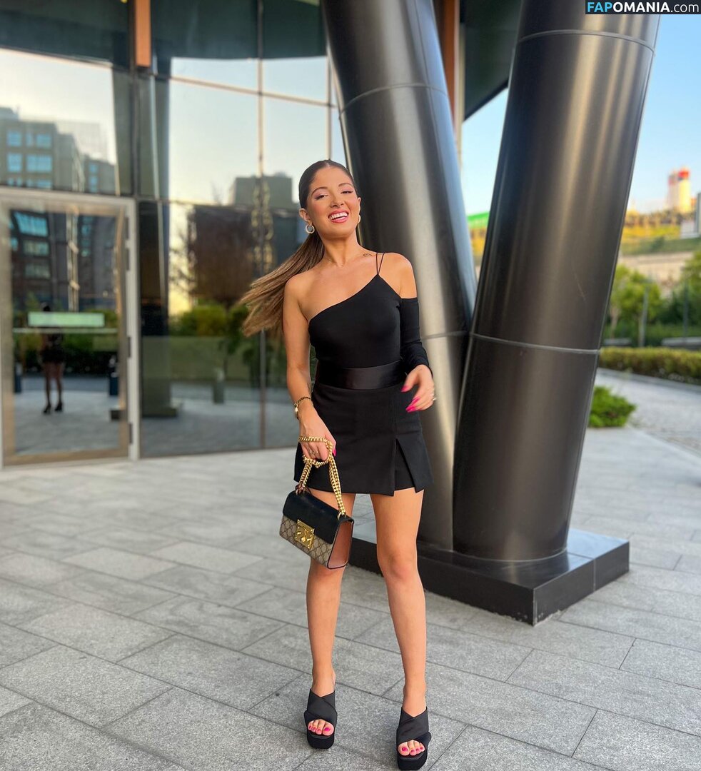 Donya Dadrasan / donyadadrasan / https: Nu OnlyFans  Photo fuitée #14