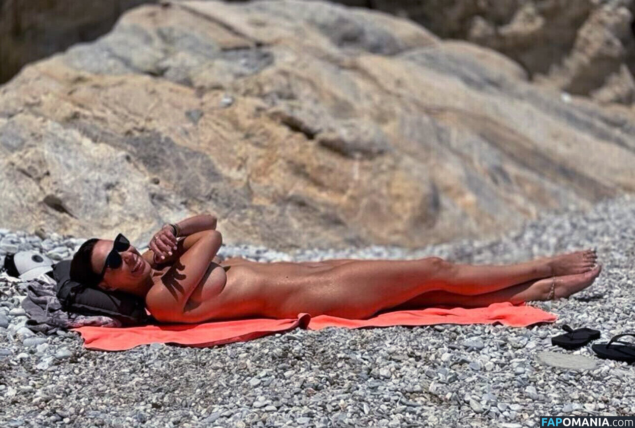 Dora Chrysikou / dorachrysikou Nu OnlyFans  Photo fuitée #3