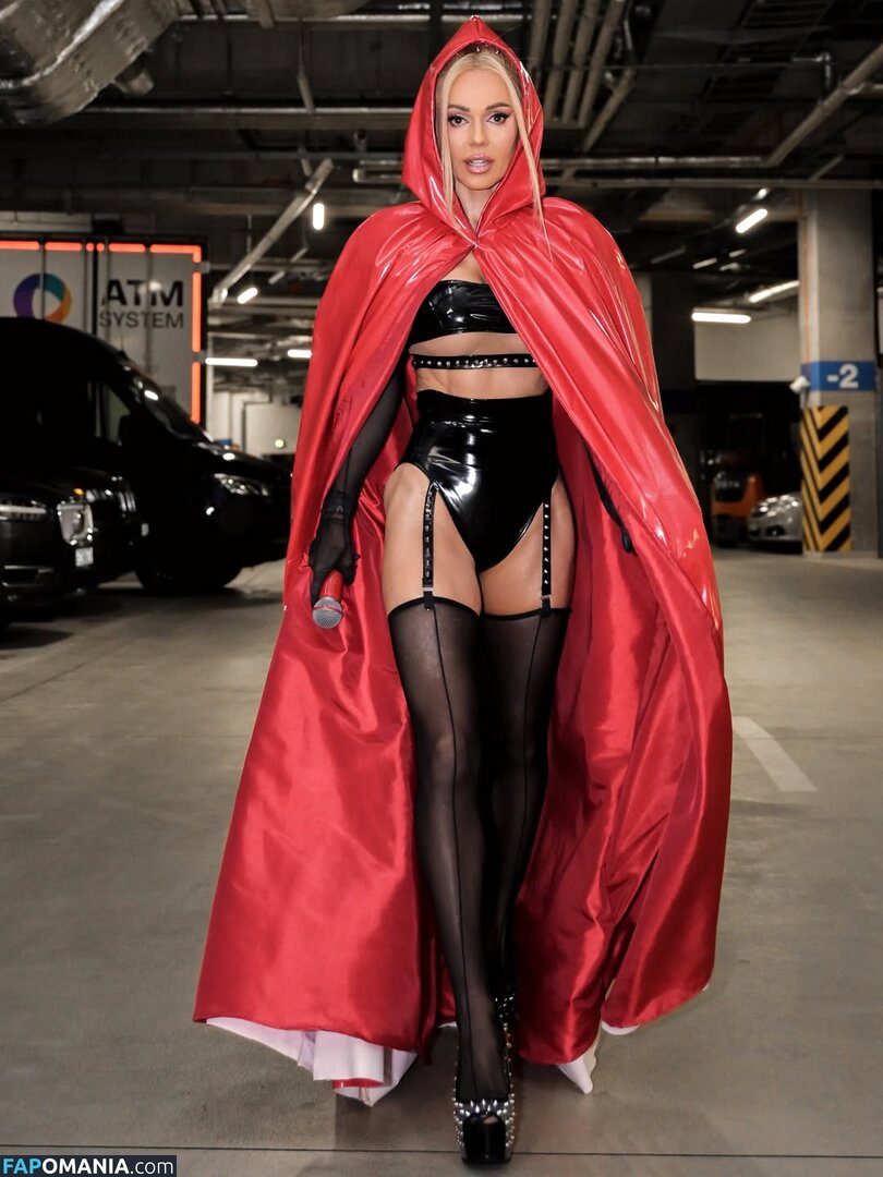 DODA / Dorota Rabczewska / dodaqueen / https: Nu OnlyFans  Photo fuitée #21