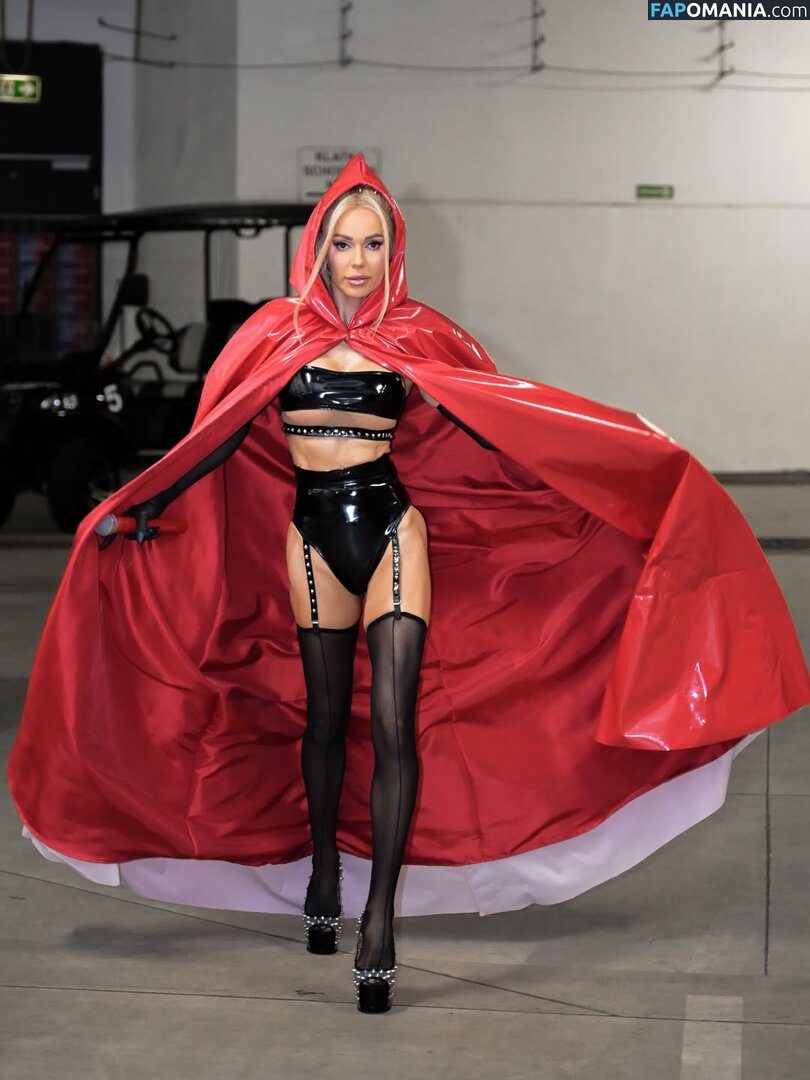 DODA / Dorota Rabczewska / dodaqueen / https: Nu OnlyFans  Photo fuitée #22