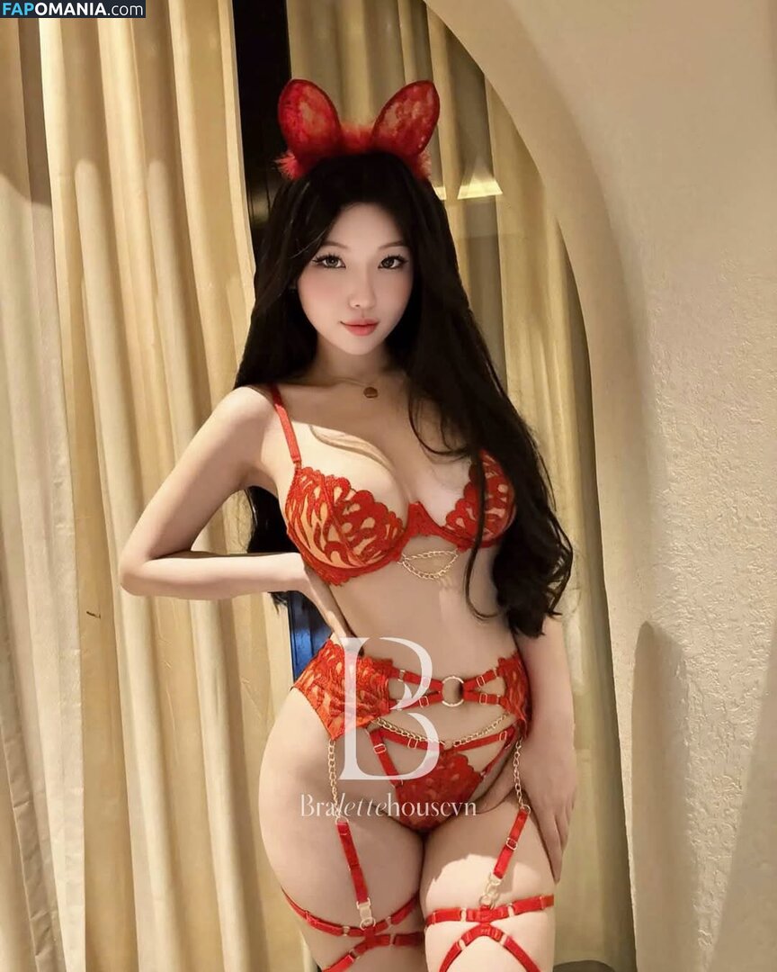 Duyenn Hipp / duyenn.hipp Nu OnlyFans  Photo fuitée #235