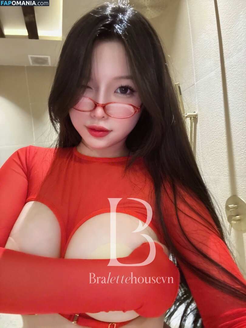 Duyenn Hipp / duyenn.hipp Nu OnlyFans  Photo fuitée #257
