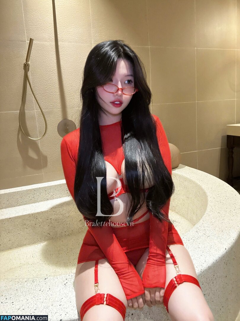 Duyenn Hipp / duyenn.hipp Nu OnlyFans  Photo fuitée #260