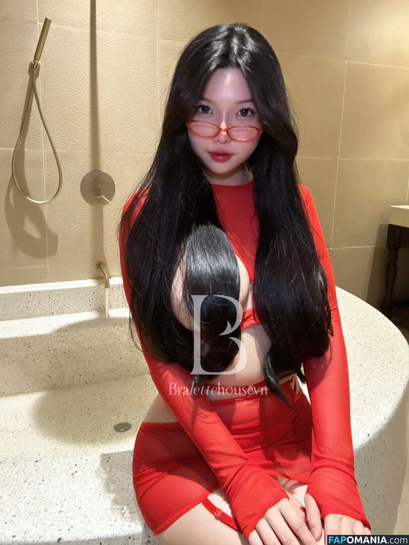 Duyenn Hipp / duyenn.hipp Nu OnlyFans  Photo fuitée #262