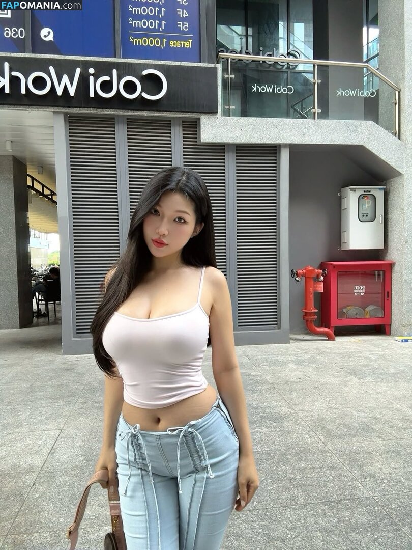 Duyenn Hipp / duyenn.hipp Nu OnlyFans  Photo fuitée #272