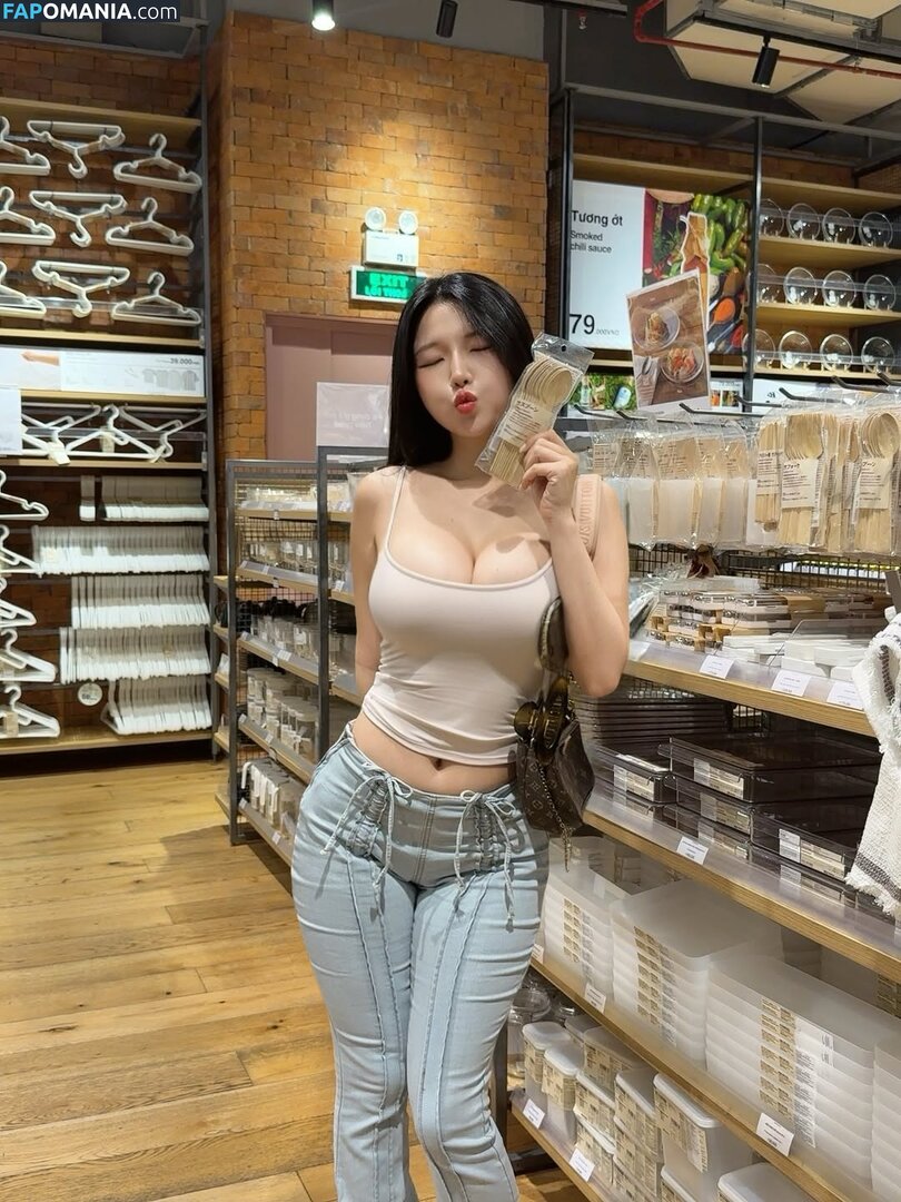 Duyenn Hipp / duyenn.hipp Nu OnlyFans  Photo fuitée #280