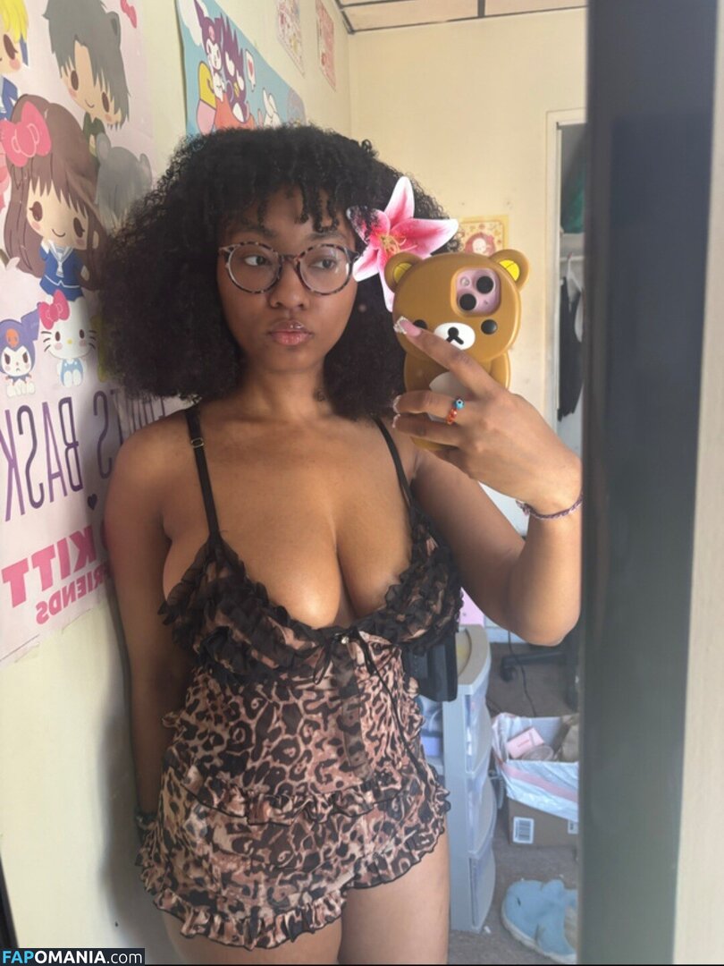 Earth2daya777 Nu OnlyFans  Photo fuitée #1