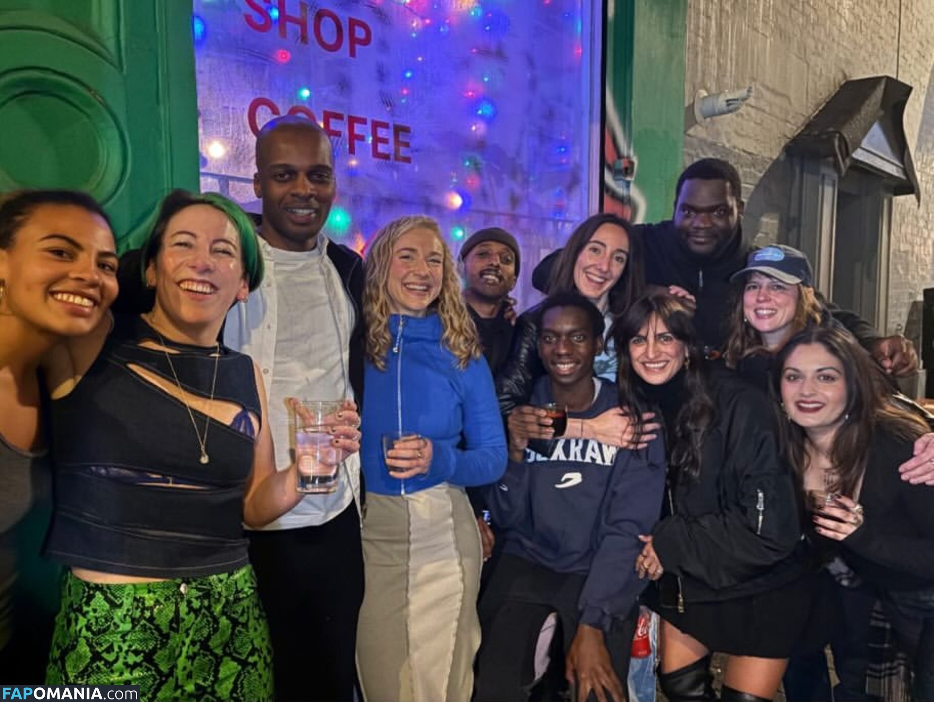 EastEnders Babes / https: / jacjossa Nu OnlyFans  Photo fuitée #6