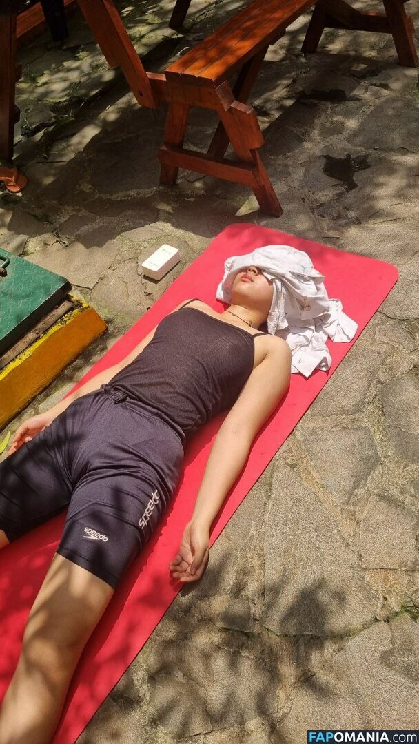 Eby Sarasvati / Eby5lut / EbySarasvati Nu OnlyFans  Photo fuitée #21