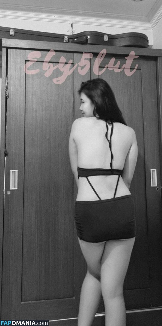 Eby Sarasvati / Eby5lut / EbySarasvati Nu OnlyFans  Photo fuitée #37