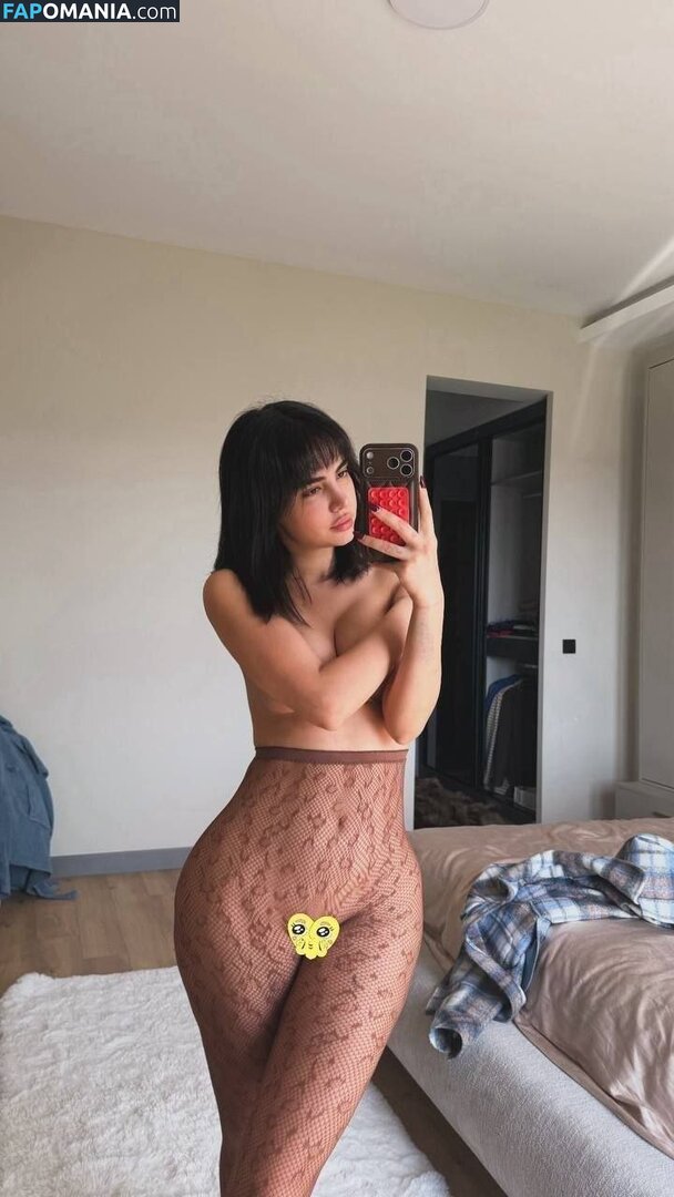 Ece Ronay / Eceronayofficial Nu OnlyFans  Photo fuitée #6