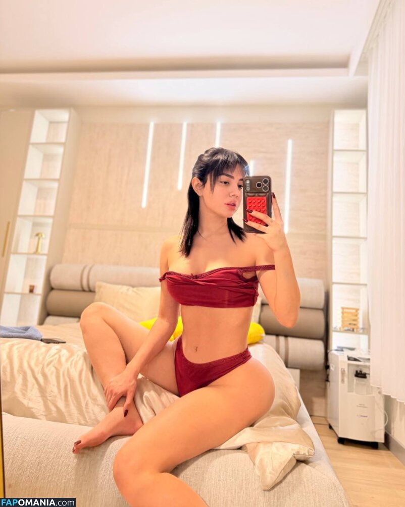 Ece Ronay / Eceronayofficial Nu OnlyFans  Photo fuitée #11