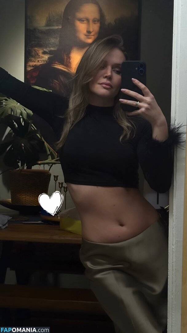 1ecemkaravus / Ecem Karavus / ecmkrvs / https: Nu OnlyFans  Photo fuitée #29