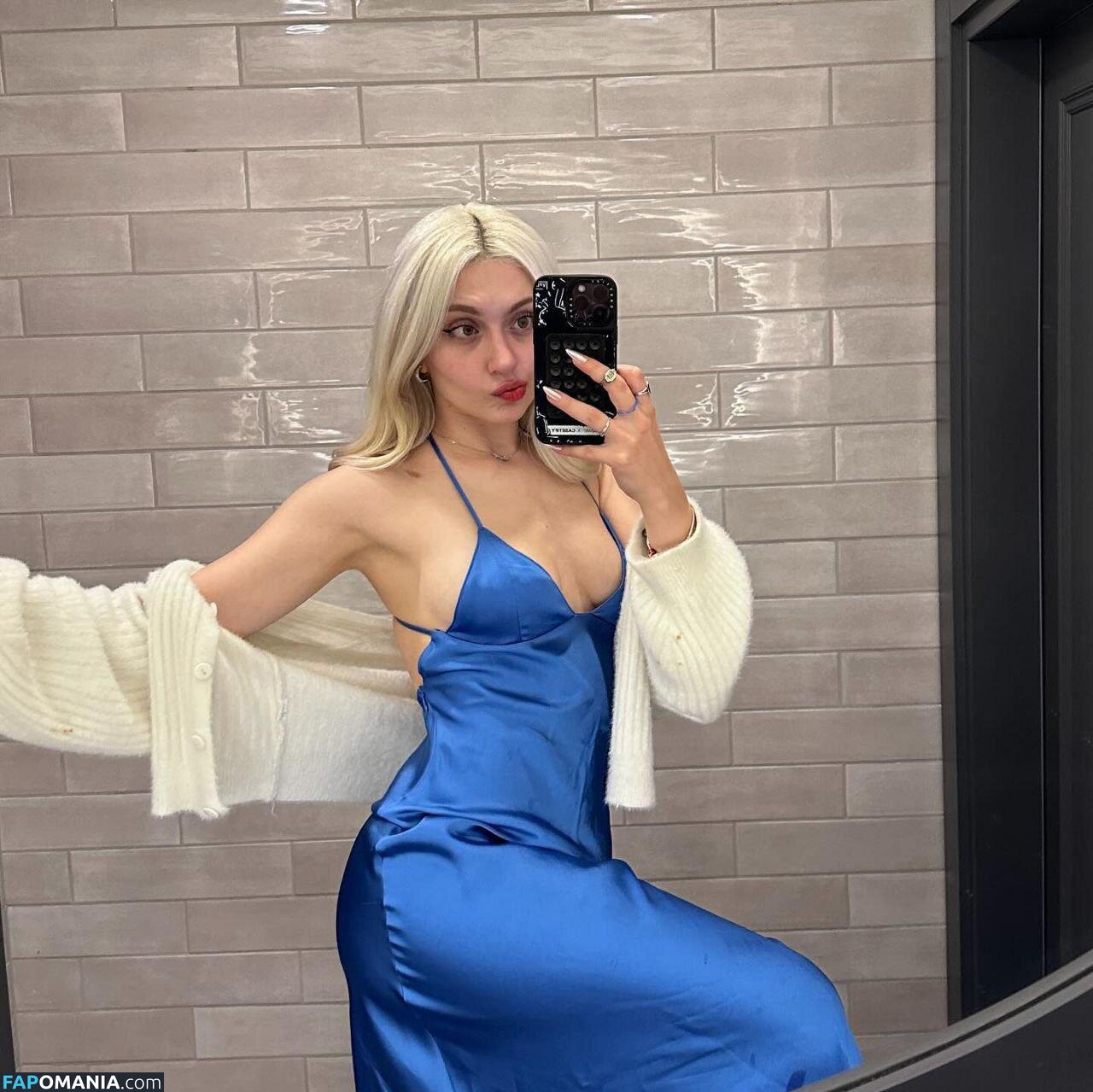 Eda Eryurt / EdaMilka / eda.eryurt Nu OnlyFans  Photo fuitée #1