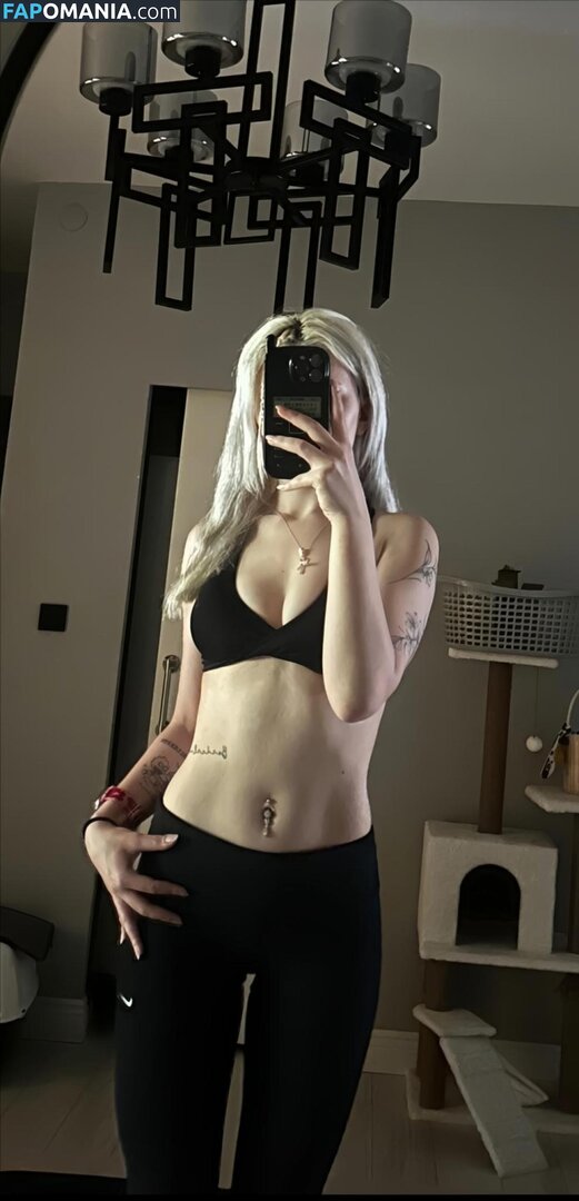 Eda Eryurt / EdaMilka / eda.eryurt Nu OnlyFans  Photo fuitée #2