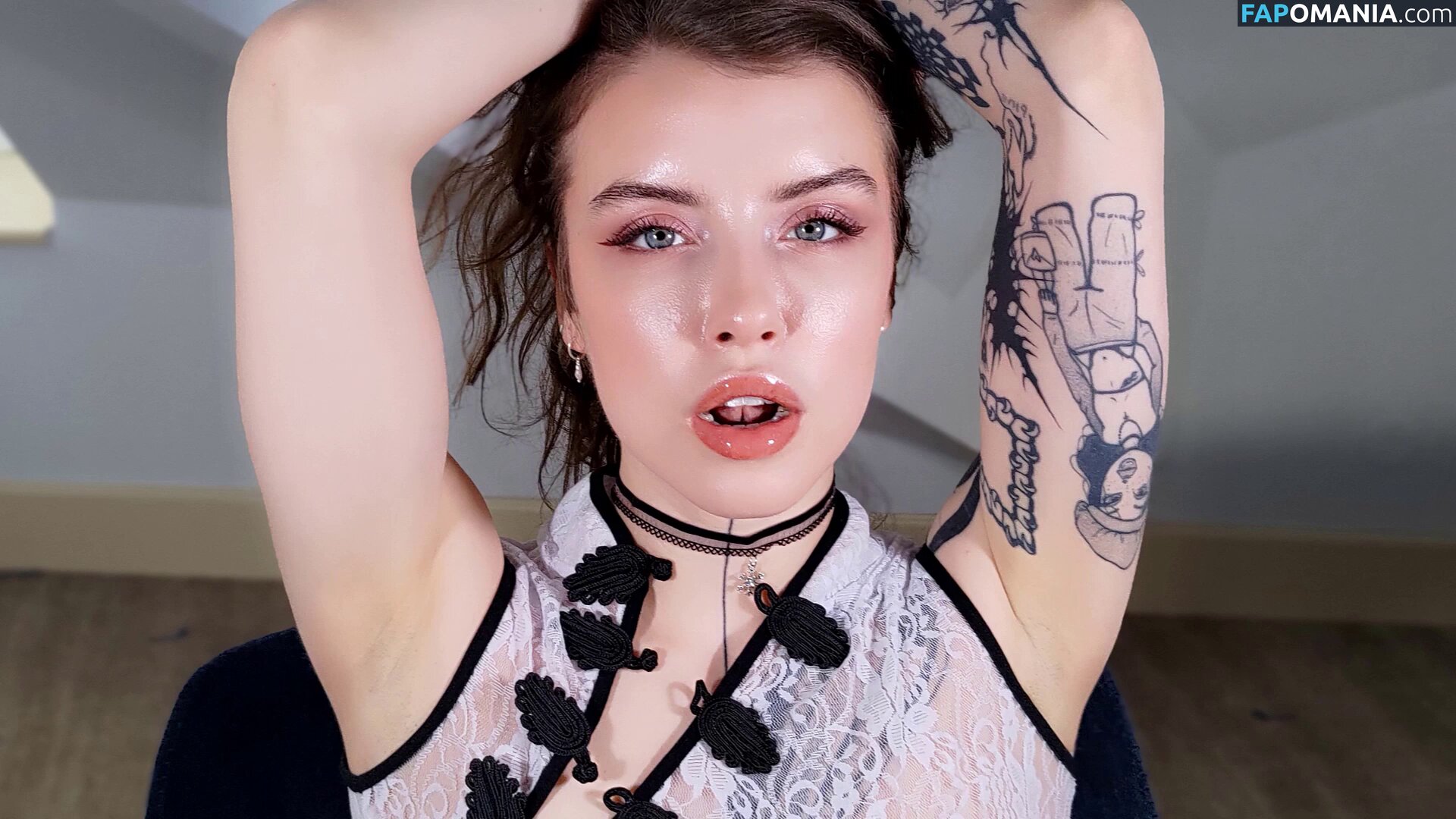 Eden Ivy / edenivyxx / https: / sweet_ivy_xx / sweetivyxx Nu OnlyFans  Photo fuitée #71