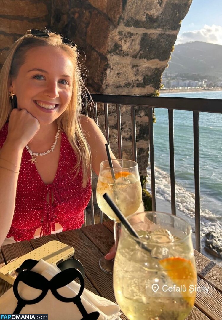 Eden Taylor Draper Nu OnlyFans  Photo fuitée #2