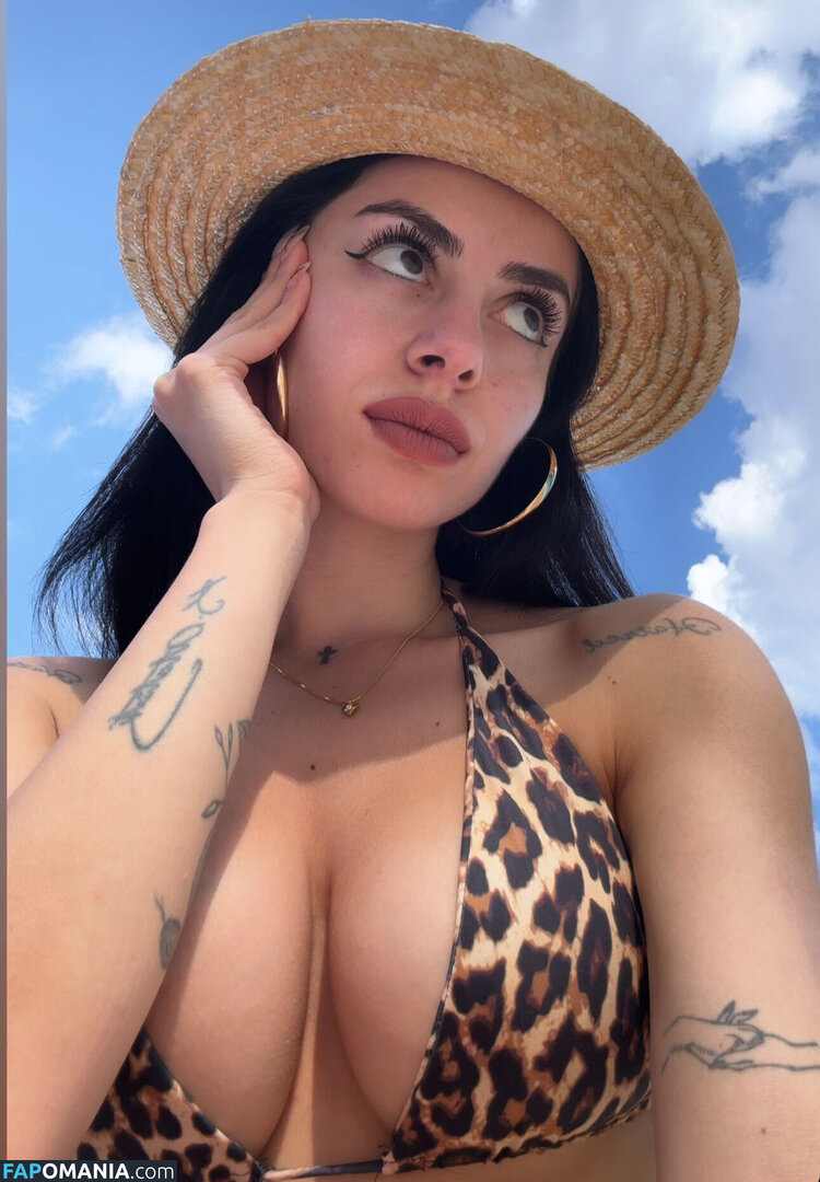 Edibe Bereket / Madamelyax Nu OnlyFans  Photo fuitée #5