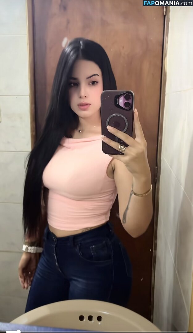 Edvcf16 / charlottegonzalez_02 Nu OnlyFans  Photo fuitée #1