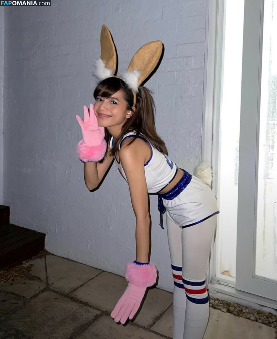 Eeeveenara / Eevee Enara / eeveenara Nu OnlyFans  Photo fuitée #259