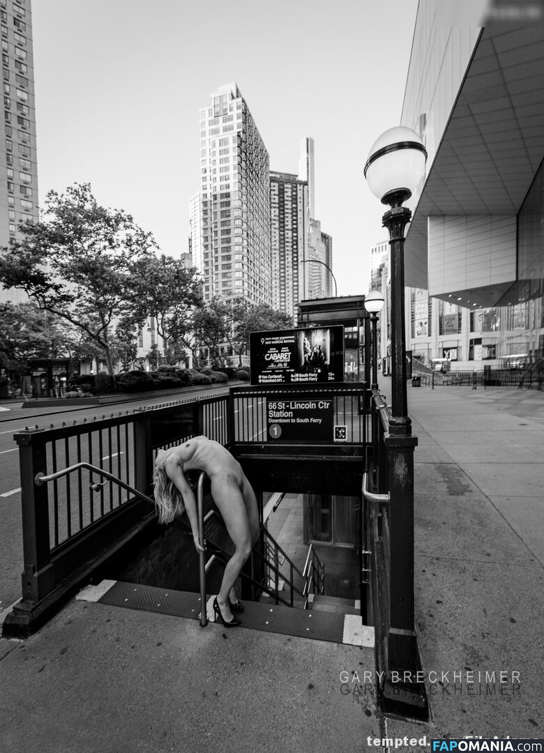 Eila Adams / flexapeeler Nu OnlyFans  Photo fuitée #775