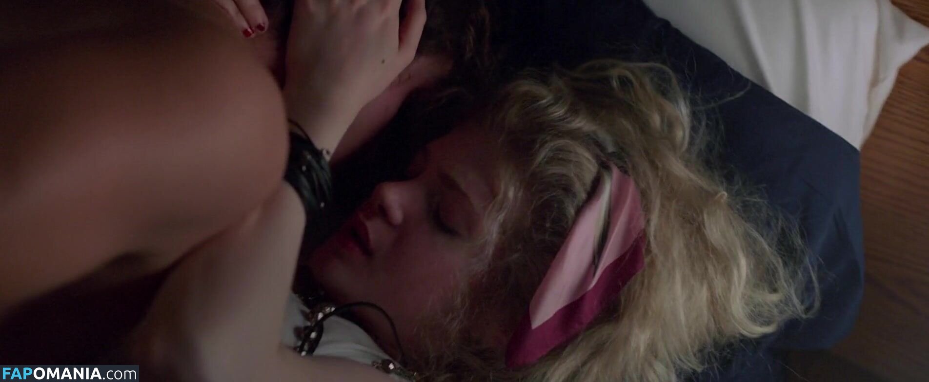 Elena Kampouris Nu OnlyFans  Photo fuitée #4