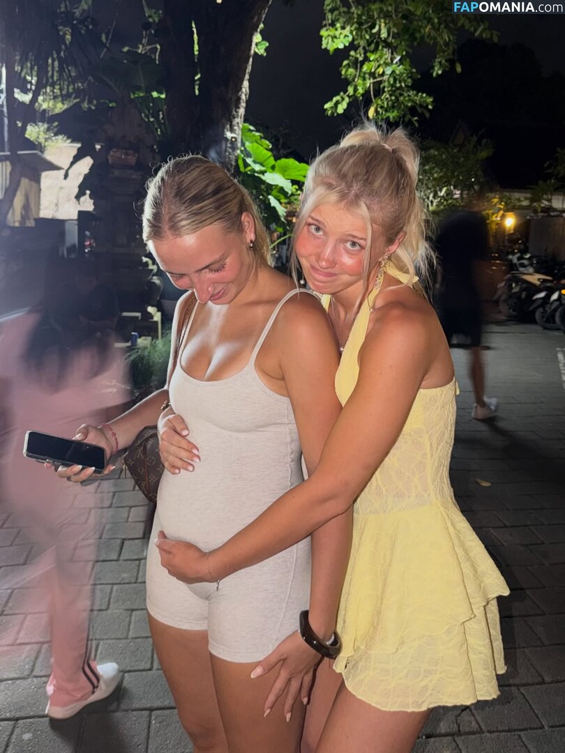 Elena Zoe / elena.zbt Nu OnlyFans  Photo fuitée #24