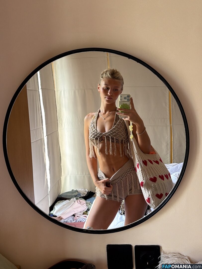 Elena Zoe / elena.zbt Nu OnlyFans  Photo fuitée #25
