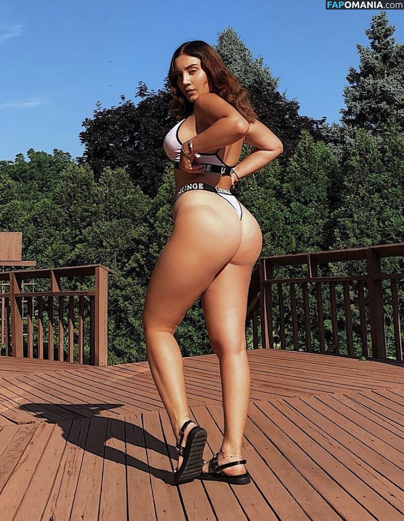 elenipolinski Nu OnlyFans  Photo fuitée #3