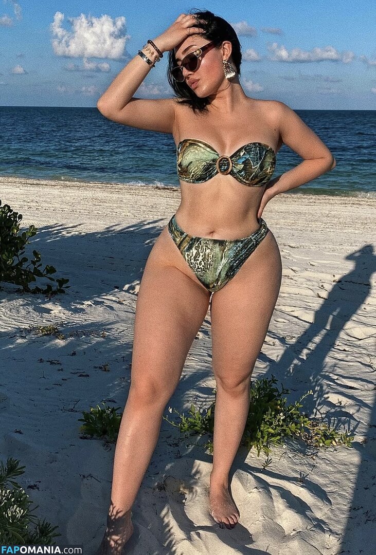 elenipolinski Nu OnlyFans  Photo fuitée #13