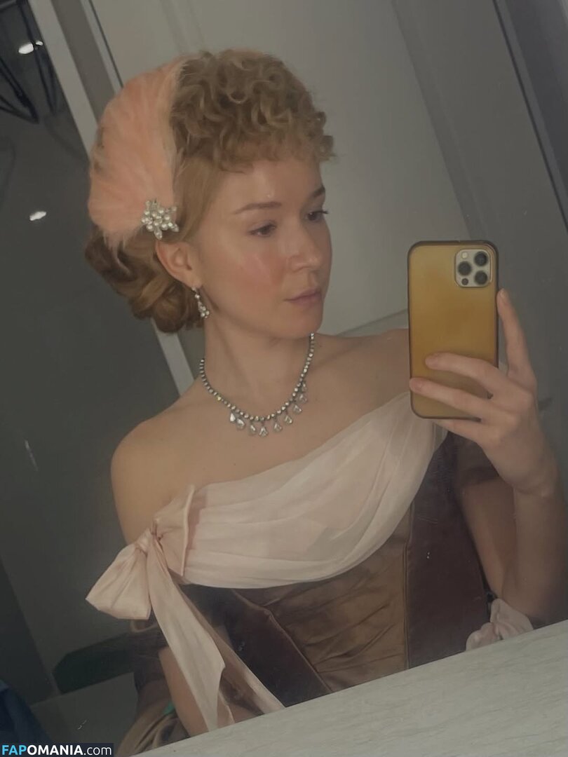 Elizabeth Dulau / elizabethdulau Nu OnlyFans  Photo fuitée #1