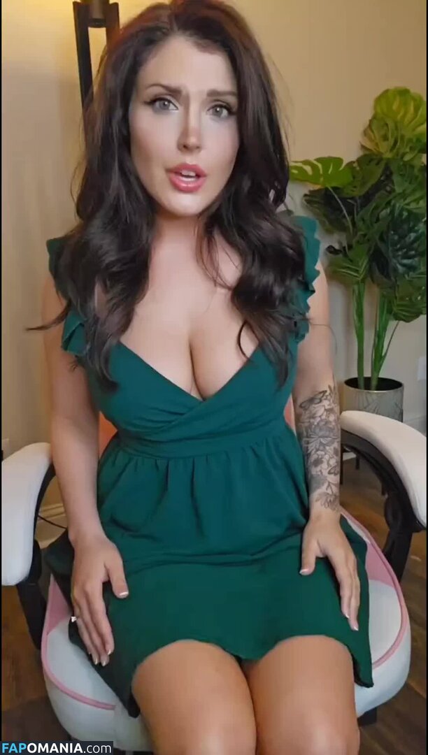 elizabeth_monarch Nu OnlyFans  Photo fuitée #13