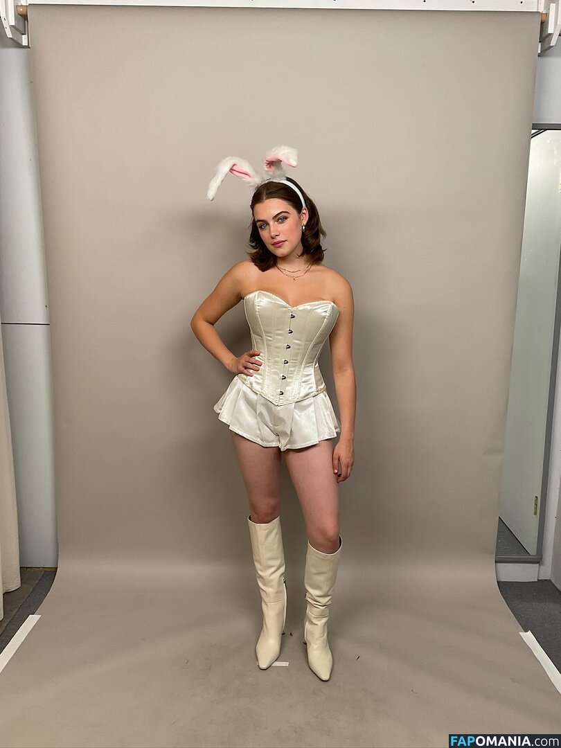 Ella Bright / ellabright__ / https: Nu OnlyFans  Photo fuitée #1