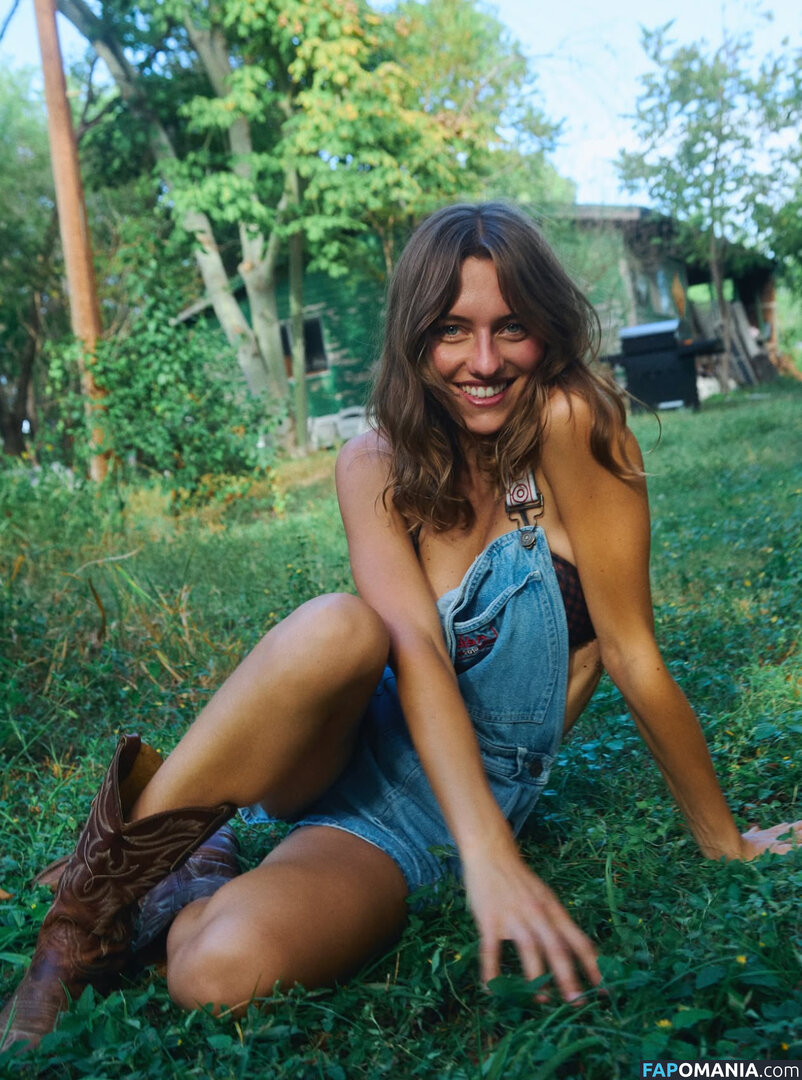 Ella Kernkamp / ellakernkamp Nu OnlyFans  Photo fuitée #2