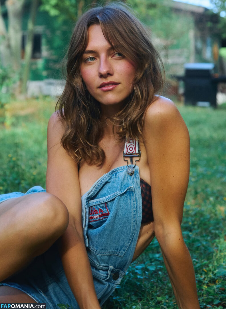 Ella Kernkamp / ellakernkamp Nu OnlyFans  Photo fuitée #3