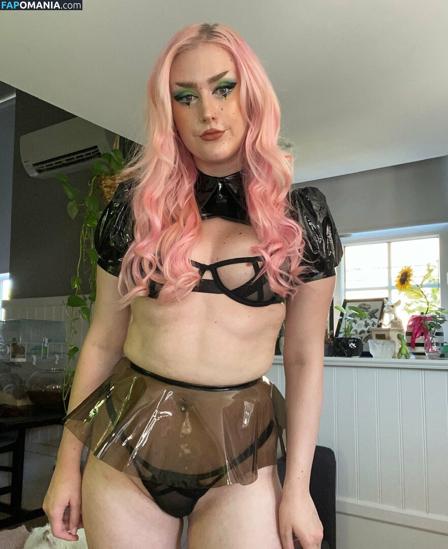 Ellah Marlyn Nu OnlyFans  Photo fuitée #1